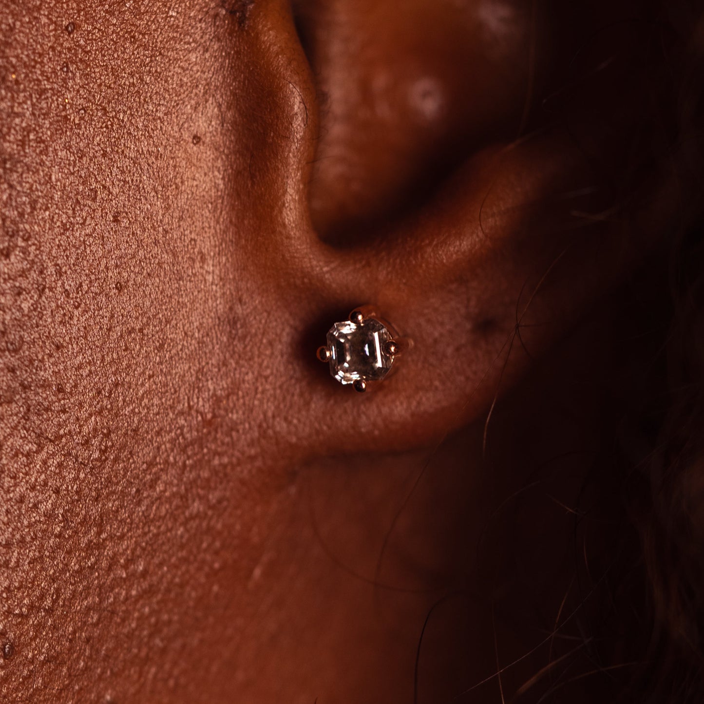 Round Cut Diamond Earrings